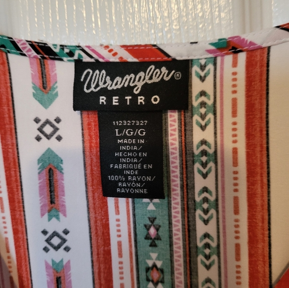 Wrangler Summer Blouse - Picture 2 of 3